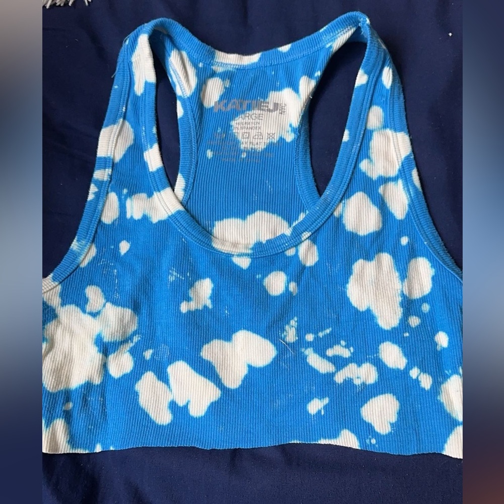 Blue and white tank